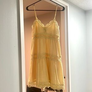 Light yellow Express dress XS, great condition!
